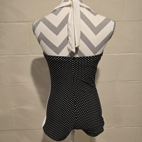 Sheridyn Swim Women's Marilyn Boyleg One Piece Swimsuit US Size 12 Black/White. - Picture 3 of 12